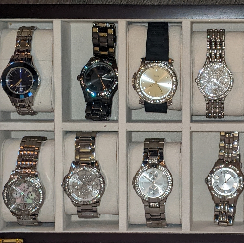 12 women's watches